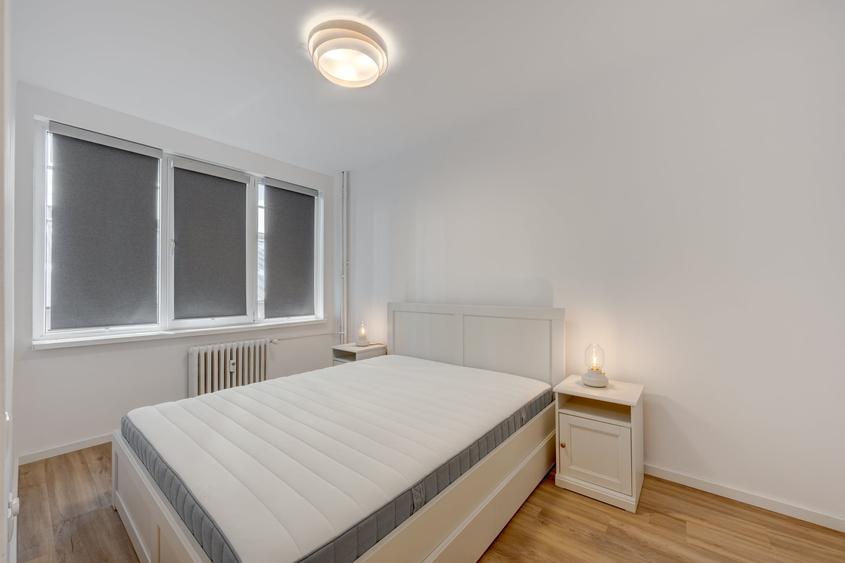 Apartament cu 2 camere decomandat în Sala Palatului