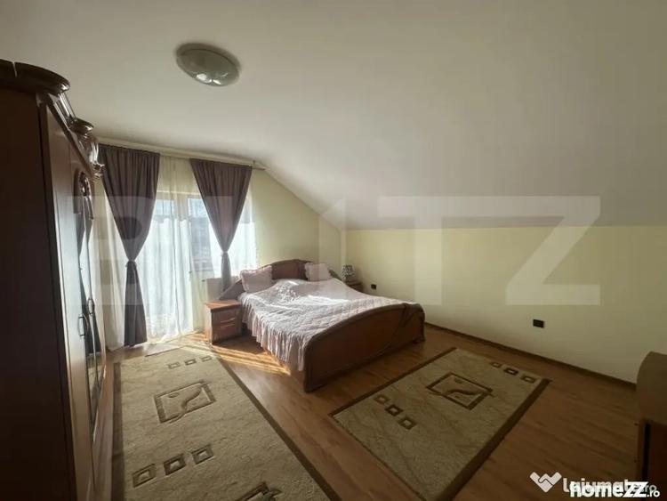 Casă cu 4 camere cu Teren 853 Mp în Păulești