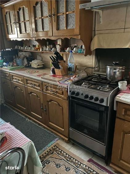 Casă cu 6 camere cu Teren 357 Mp în Brestei