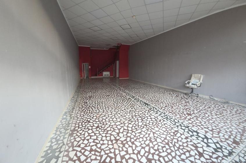Spațiu comercial, de 210 mp, în Central