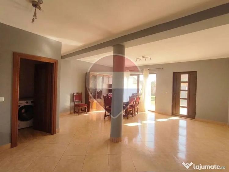 Casă cu 4 camere cu Teren 127 Mp în Cantemir
