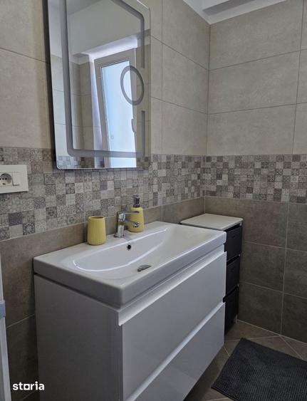 Apartament cu 2 camere decomandat în Valea Lupului