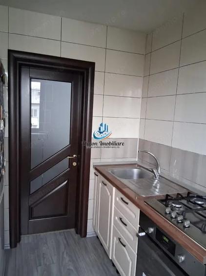 Apartament cu 2 camere decomandat în Est
