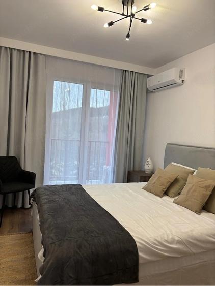 Apartament cu 2 camere semidecomandat în Florești