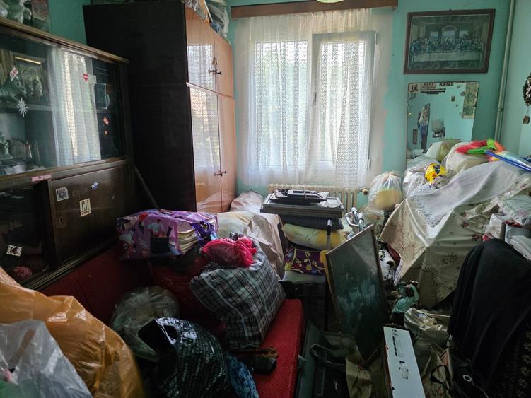 Apartament cu 3 camere semidecomandat în Nicolae Grigorescu