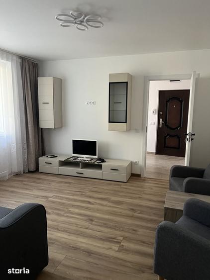 Apartament cu 2 camere semidecomandat în Republicii