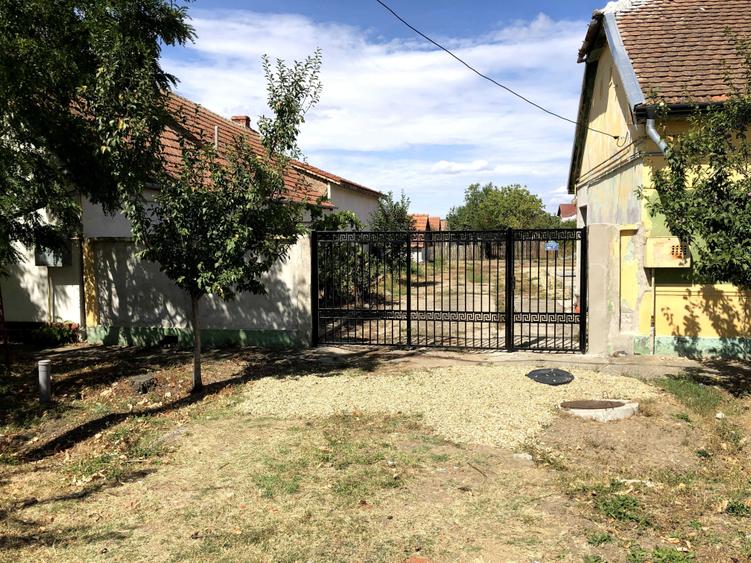 Vand casa si gradina mare in Recas, jud. Timis. - 1