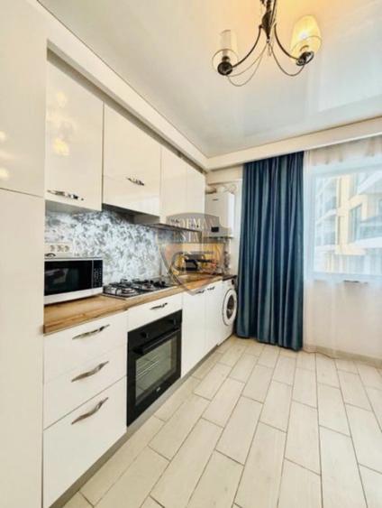 Apartament cu 2 camere semidecomandat, mobilat în Nord