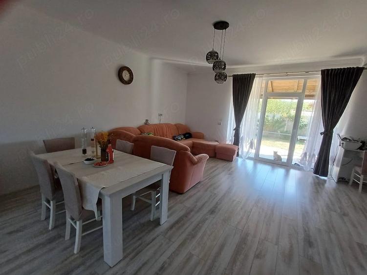 Casă cu Teren 345 Mp în Central