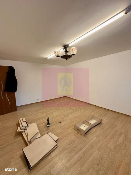Apartament cu 2 camere decomandat în Sebastian