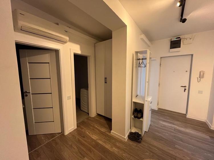 Apartament cu 4 camere decomandat în 1 Mai