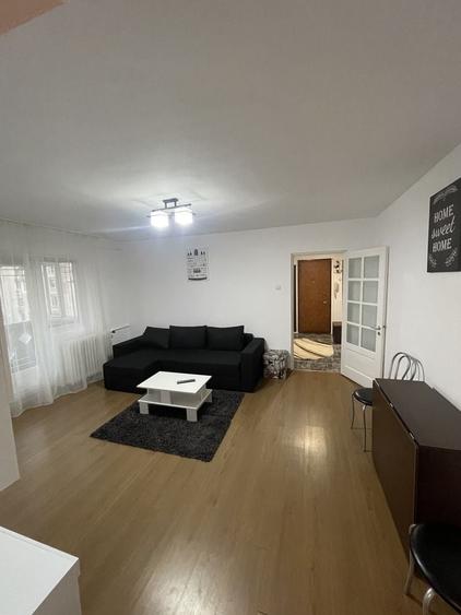 Apartament cu 2 camere decomandat în Rogerius