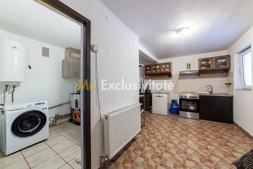 Casă cu 5 camere cu Teren 1044 Mp în Căteasca