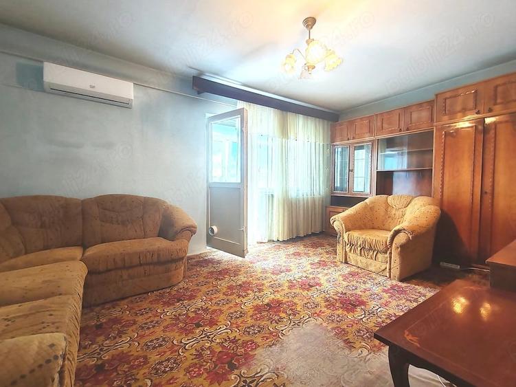 Apartament cu 2 camere semidecomandat în Trivale
