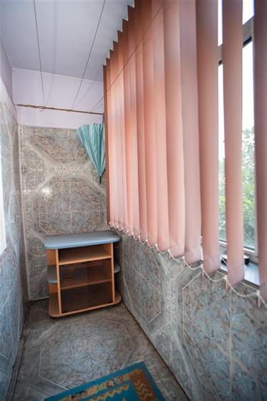 Apartament cu 3 camere decomandat în Nufărul
