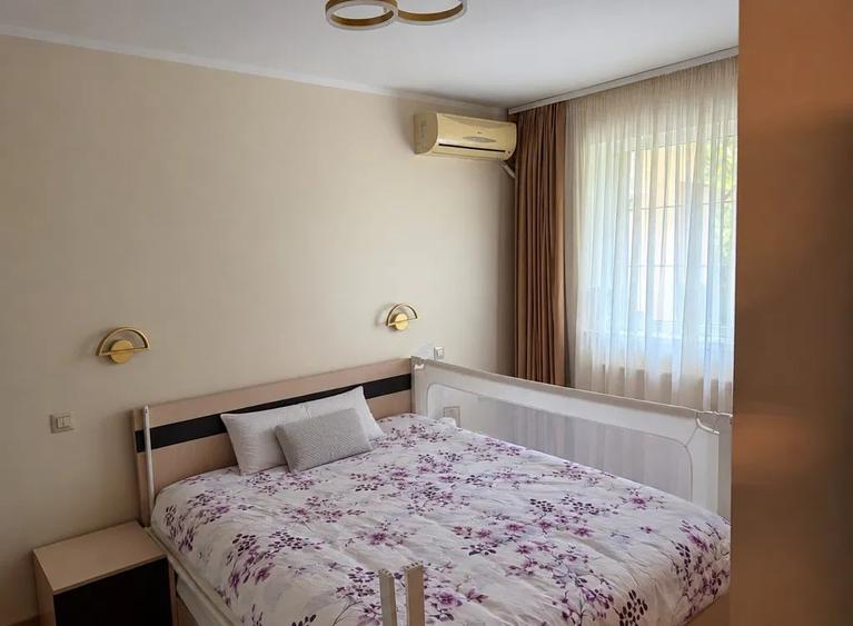 Apartament cu 3 camere semidecomandat în Drumul Taberei