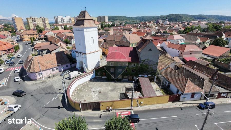 Spațiu comercial, de 350 mp, în Central