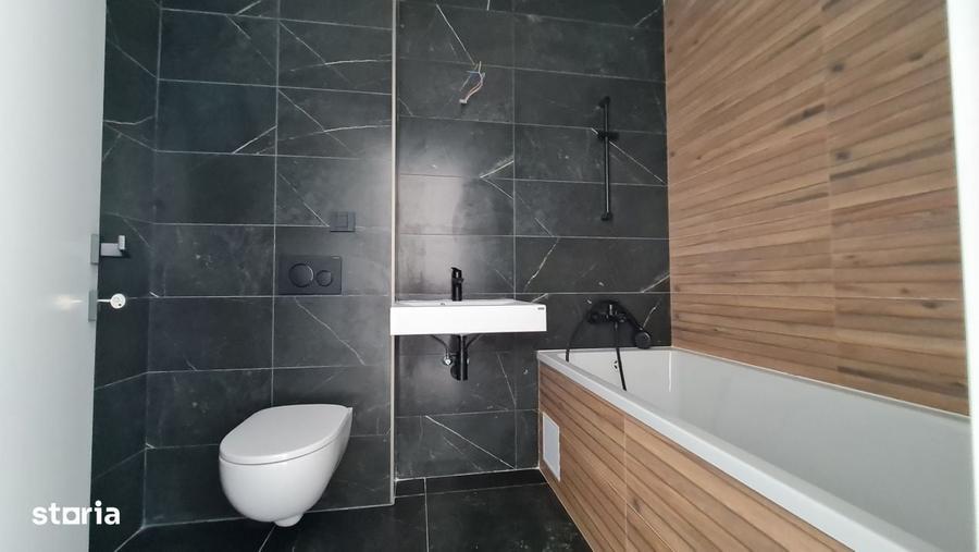 Apartament cu 2 camere decomandat în Titan
