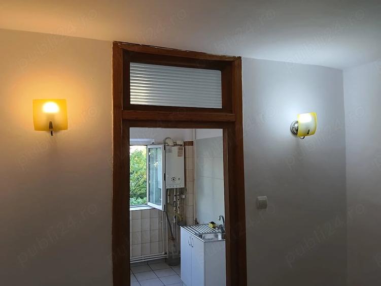 Apartament cu 2 camere semidecomandat în Sebastian