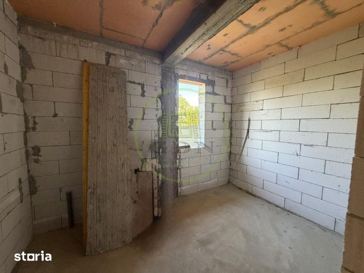 Casă cu 3 camere cu Teren 1533 Mp în Central