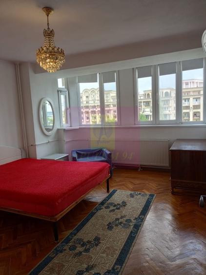 Apartament cu 3 camere decomandat, mobilat în Libertății