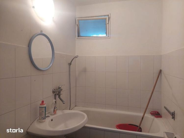 Spațiu comercial, de 55 mp, în Județean