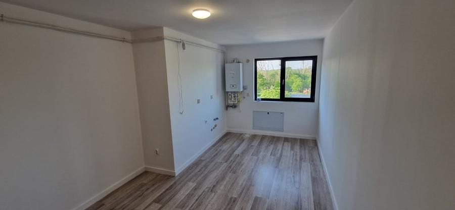 Apartament cu 2 camere decomandat în Exterior Est