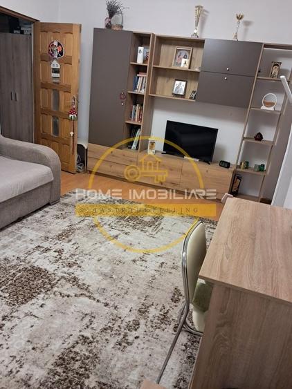 Apartament cu 2 camere semidecomandat, mobilat în Alexandru cel Bun