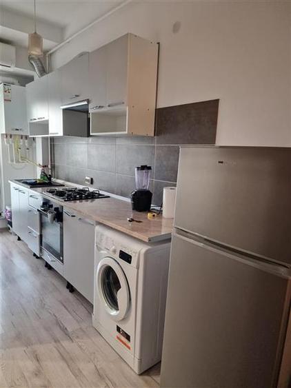 Apartament cu 2 camere decomandat, mobilat în Palat — fotografia 1