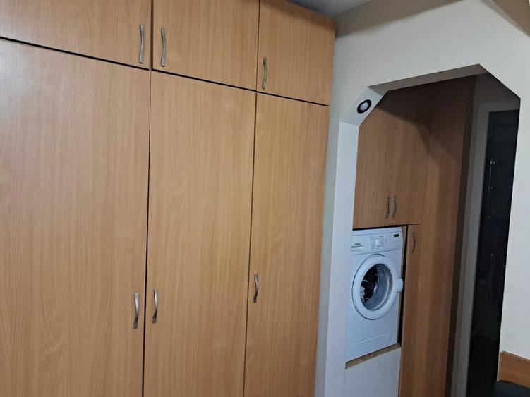 Apartament cu 2 camere decomandat în Rogerius