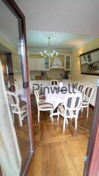 Apartament cu 4 camere decomandat, mobilat în Predeal