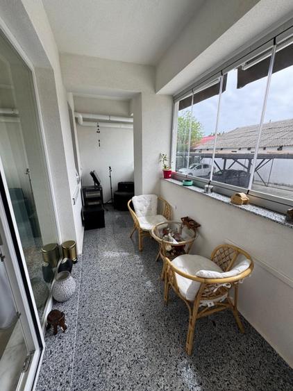 Apartament cu 2 camere decomandat, mobilat în Tomis Plus