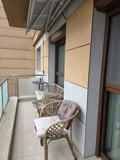 Apartament cu 3 camere decomandat, mobilat în Central