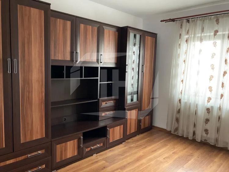Apartament cu 2 camere semidecomandat, mobilat în Mărăști