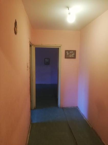 Apartament cu 2 camere decomandat în Drumul Taberei