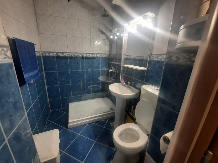 Apartament cu 2 camere decomandat în Drumul Taberei