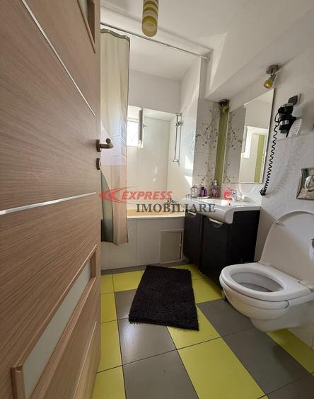 Apartament cu 3 camere decomandat în Dristor