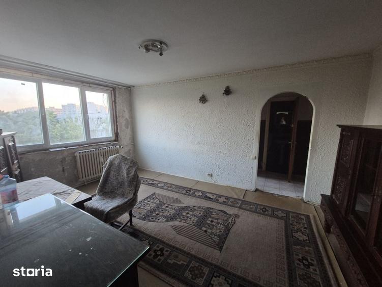 apartament 3 camere langa Metrou 1 Decembrie - 1