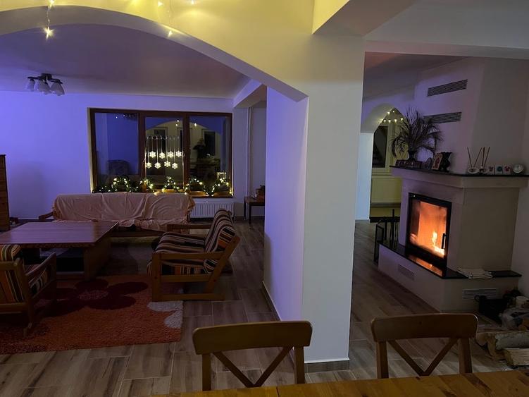 Casă individuală cu 6 camere cu Garaj în Snagov