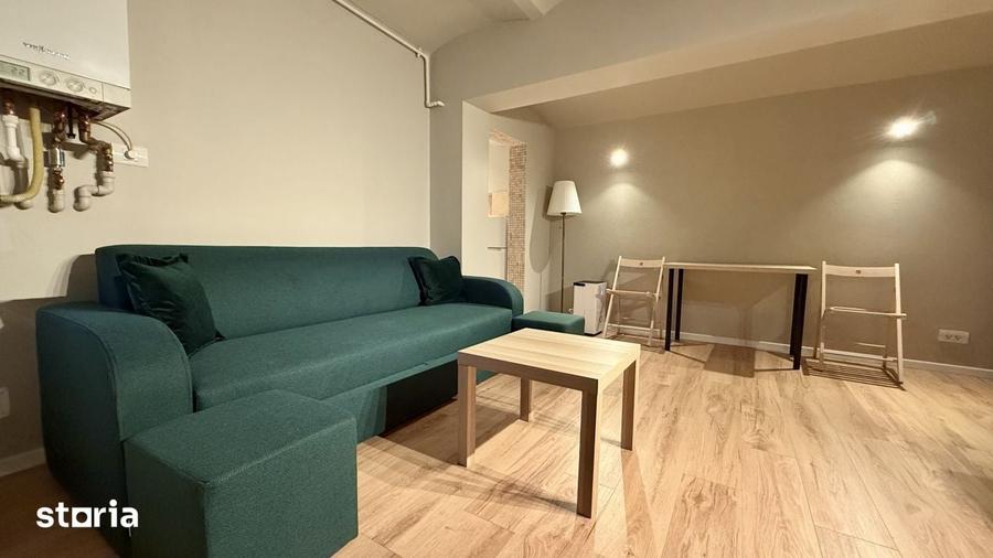 Apartament cu 2 camere semidecomandat în Victoriei