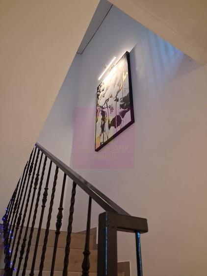 Duplex cu 4 camere cu Canalizare în Nord