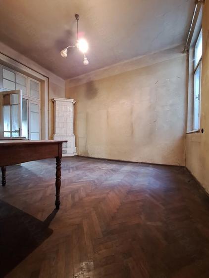 Casă cu 3 camere cu Teren 58 Mp în Gara de Nord
