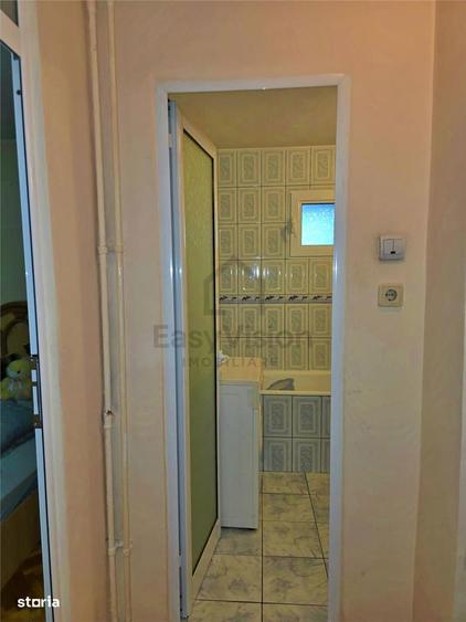 Apartament cu 3 camere semidecomandat, mobilat în Pantelimon