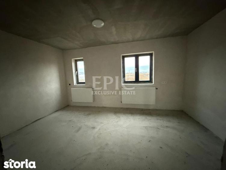 Casă cu 4 camere cu Teren 250 Mp în Sântana de Mureș