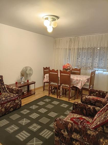 Apartament cu 2 camere decomandat în Milcov