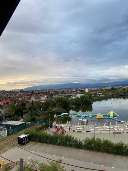 Apartament cu 3 camere decomandat în Țiglari