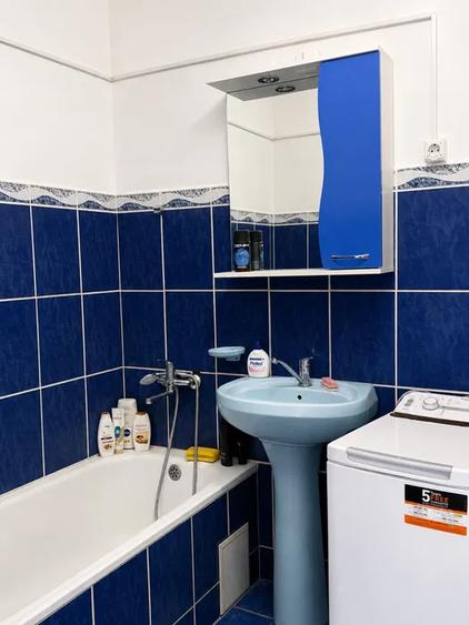 Casă individuală cu 5 camere cu Teren 3568 Mp în Budieni