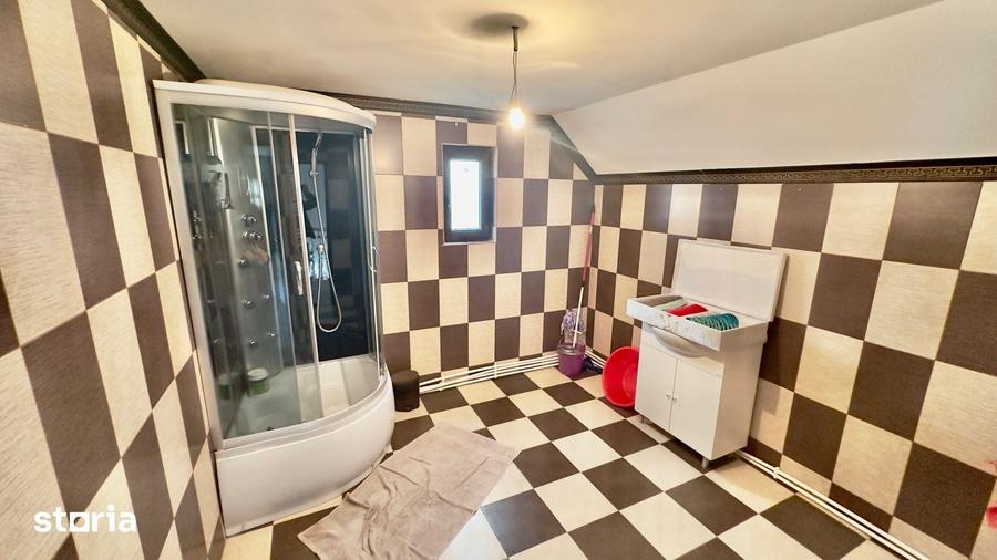 Casă cu 5 camere cu Teren 403 Mp în Miroslava