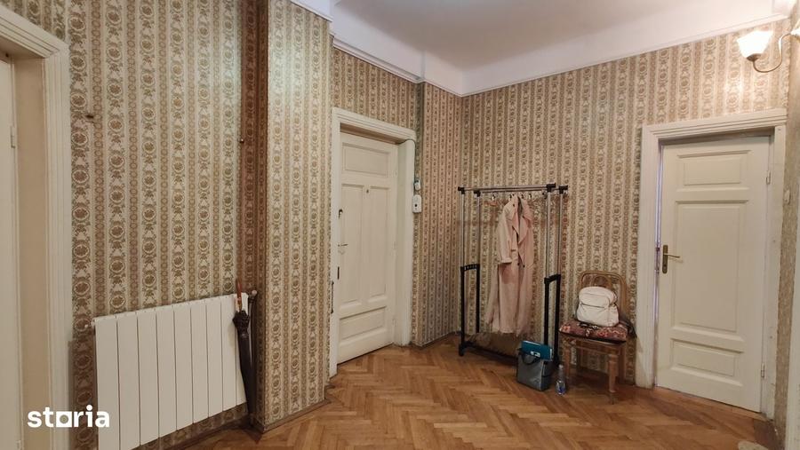 Apartament interbelic elegant cu terasa, pe Vasile Lascar langa Daci - 2