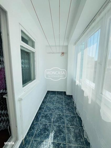 Apartament cu 4 camere decomandat în Central